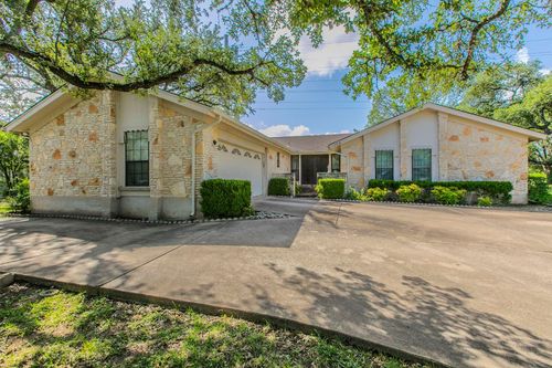 106 White Sands Dr, Lakeway, TX, 78734-4548 | Card Image