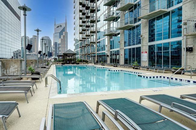 Pool on 7th floor amenity deck | Image 31