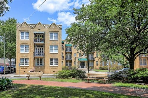 16-210 State St, Savannah, GA, 31401-3441 | Card Image