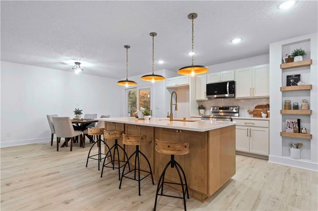 1808 Sw 3 Rd St, House other with 4 bedrooms, 3 bathrooms and null parking in Lee's Summit MO | Image 7