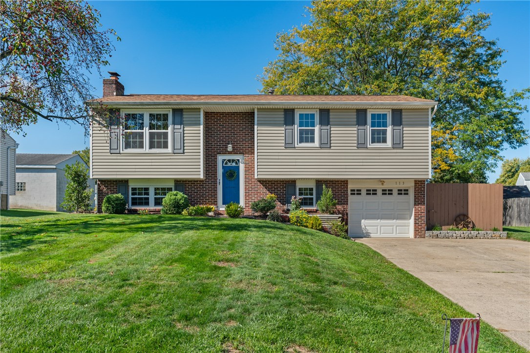 Heston Dr, Cranberry Township, PA 16066