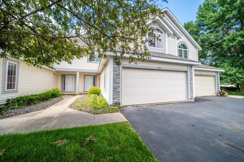 1975 Waterford Pl Sw, Rochester, MN, 55902-4282 | Card Image