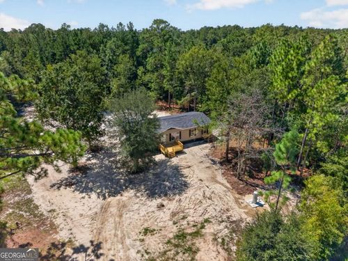 7485 Central Ave, Waycross, GA, 31503-1149 | Card Image