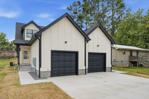 a-711 Demoss St, Gallatin, TN, 37066 | Card Image