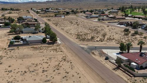 7751 E Chaparral Dr, Kingman, AZ, 86401-9451 | Card Image