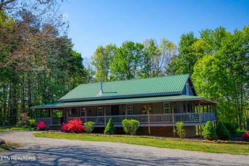 147 Akers Chapel Loop, Jamestown, TN, 38556-5801 | Card Image