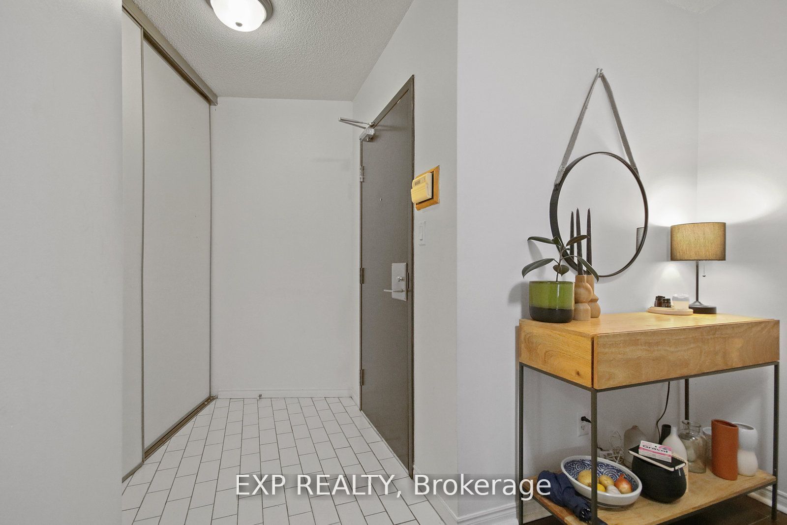 Residential in Toronto C08 3