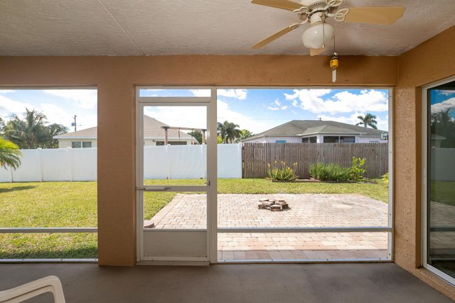 364 Sw Aero Cir, House other with 3 bedrooms, 2 bathrooms and null parking in Port St. Lucie FL | Image 24