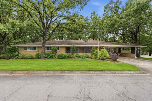 7511 L Street, Little Rock, AR, 72207 | Card Image