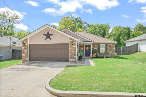 543 Foster St, Canton, TX, 75103-1905 | Card Image