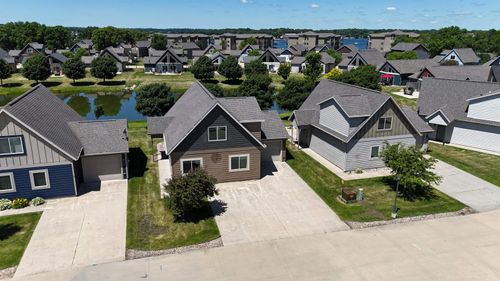 290 240th Ave, Arnolds Park, IA, 51331 | Card Image
