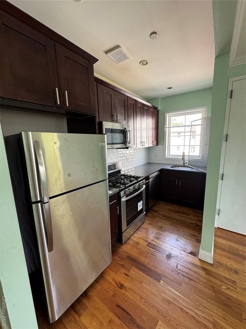 13814 Brookville Blvd, Rosedale, NY, 11422 | Card Image