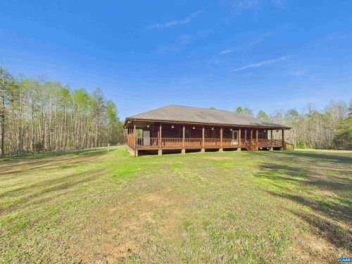 469 Jenkins Church Rd, Cumberland, VA, 23040-2211 | Card Image