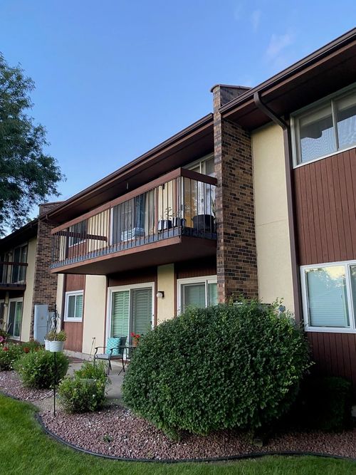 a6-1801 S Yellow Creek Ct, Freeport, IL, 61032-6753 | Card Image