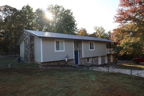 361 N Cedar St, Salem, AR, 72576-9735 | Card Image