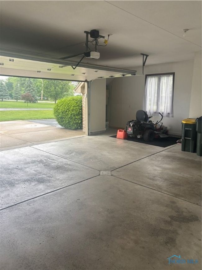 6134 Cemetery Rd, House other with 3 bedrooms, 3 bathrooms and 2 parking in Whitehouse OH | Image 21