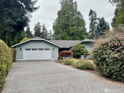 145 Fairway Pl, Sequim, WA, 98382-8534 | Card Image