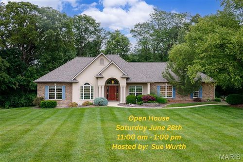 117 Autumn Oaks Ln, Highland, IL, 62249-3068 | Card Image