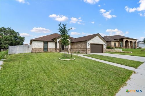 8306 Callahan Dr, Killeen, TX, 76542-6892 | Card Image