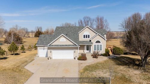 512 Hillside Dr, Cairo, NE, 68824-9575 | Card Image