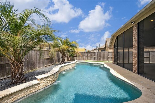 View of pool from hot tub | Image 29