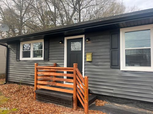 1614 Willow Rd, Greensboro, NC, 27401-3852 | Card Image