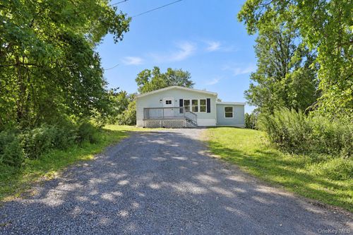 10 Spike Horn Rd, Saugerties, NY, 12477-4062 | Card Image