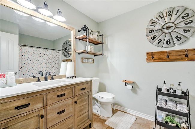 13474 Shellhammer Rd, House other with 3 bedrooms, 2 bathrooms and null parking in Winnie TX | Image 17