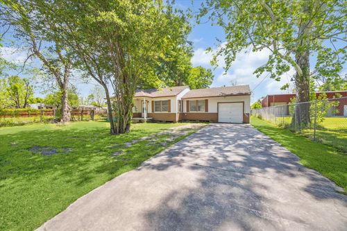 502 Hawkins Ave, Houston, TX, 77037-1628 | Card Image
