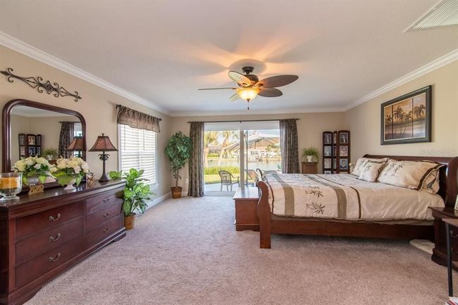 Master Bedroom | Image 15