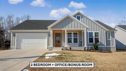 4 Hobkirk Dr, Bella Vista, AR, 72715-3404 | Card Image