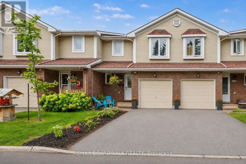 314 Valade Crescent, Ottawa, ON, K4A2X4 | Card Image