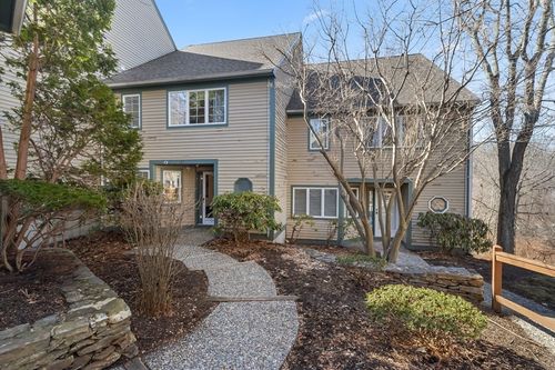 27-27 Lebeaux Dr, Shrewsbury, MA, 01545-3300 | Card Image