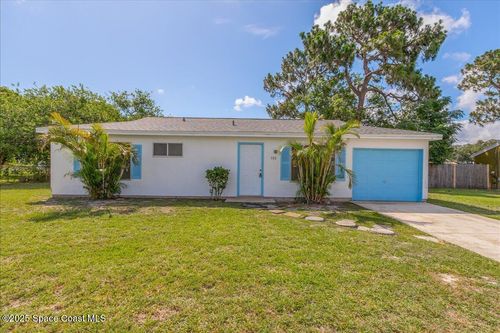 933 Gueld Ave Ne, Palm Bay, FL, 32905-4421 | Card Image