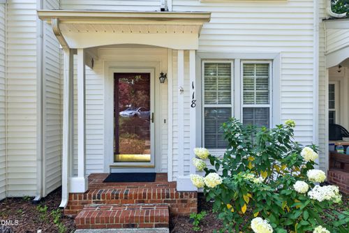 118 Greenmont Ln, Cary, NC, 27511-4367 | Card Image