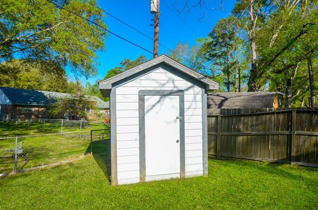 48 Artesia, Home with 3 bedrooms, 2 bathrooms and null parking in Conroe TX | Image 49