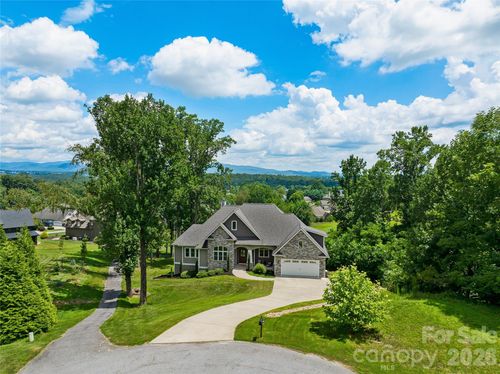 143 Gracie Ln, Mills River, NC, 28759-0038 | Card Image