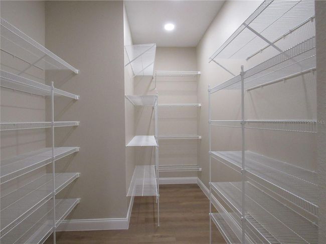 walk in pantry | Image 22