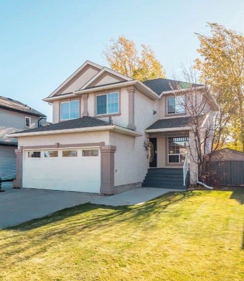 425 Fairmont Blvd S, Lethbridge, AB, T1K7G2 | Card Image
