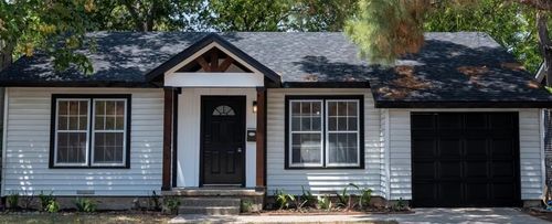 2716 Frazier Ave, Fort Worth, TX, 76110-2213 | Card Image