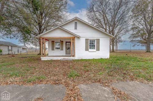 65 Adams St, Wilson, AR, 72395-1318 | Card Image