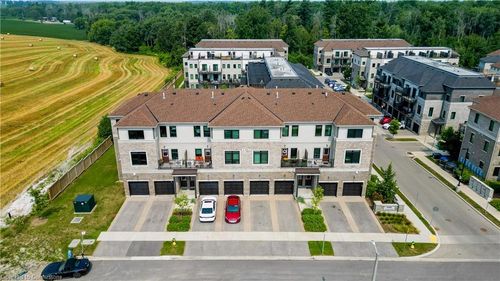 12-107 Westra Dr, Guelph, ON, N1K0A5 | Card Image