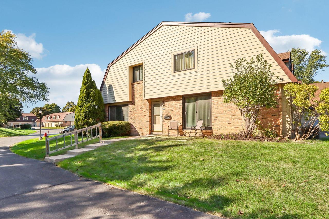 Wabash Ave, Milwaukee, WI 53223