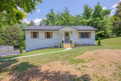 5200 Kohlmier Rd, Knoxville, TN, 37912-5105 | Card Image