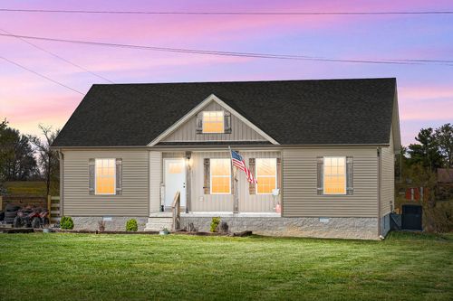 3160 Stokes Chapel Rd, Elkton, KY, 42220-6930 | Card Image