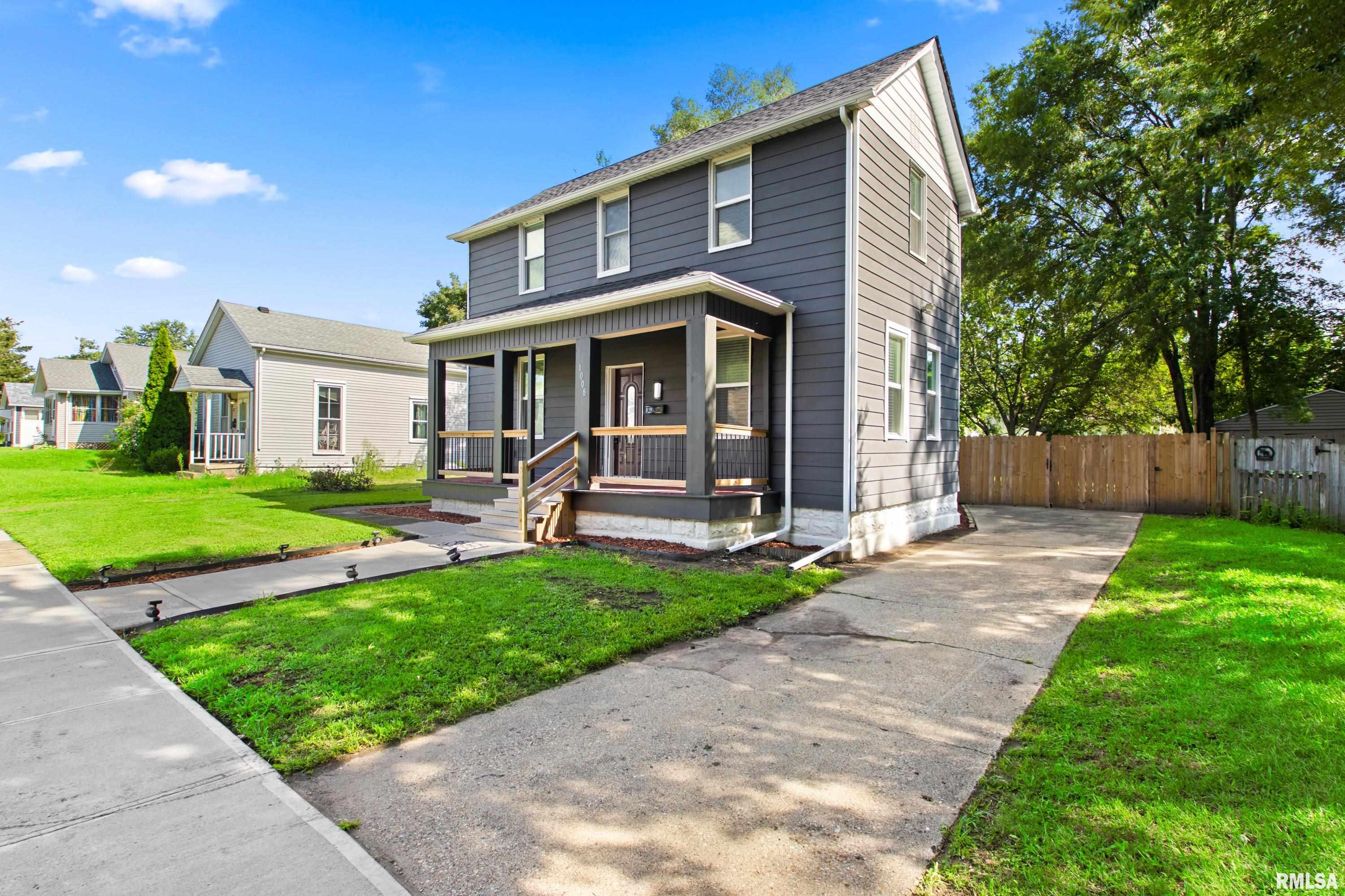 Residential in Pekin 5