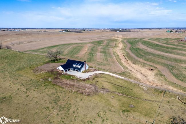 27501 Highway 149, House other with 3 bedrooms, 2 bathrooms and null parking in Sigourney IA | Image 31