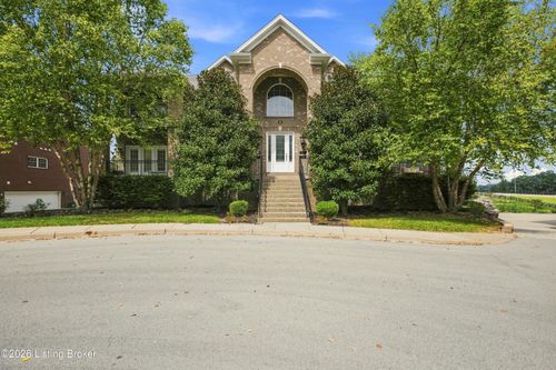 15321 Royal Troon Ave, Louisville, KY, 40245-6129 | Card Image