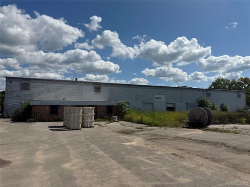 1601 Garfield Ave, Bay City, MI, 48708-7838 | Card Image