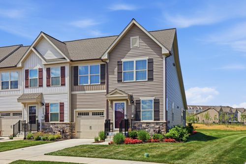 2495 Silver Leaf Dr, FREDERICK, MD, 21702-1559 | Card Image